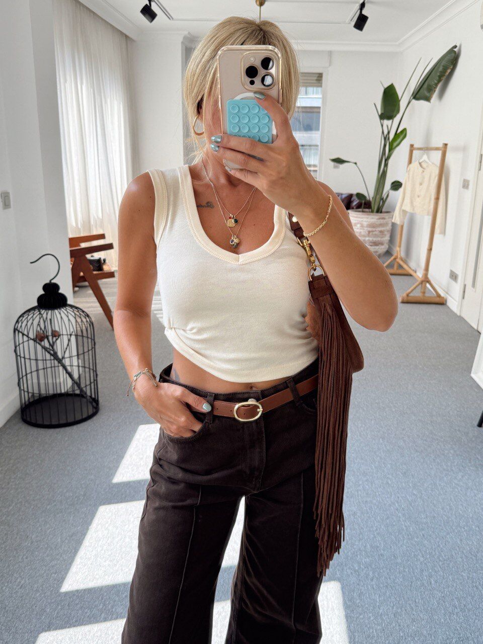 AÇIK SARI KOLSUZ SONSUZ KUMAŞ BLUZ