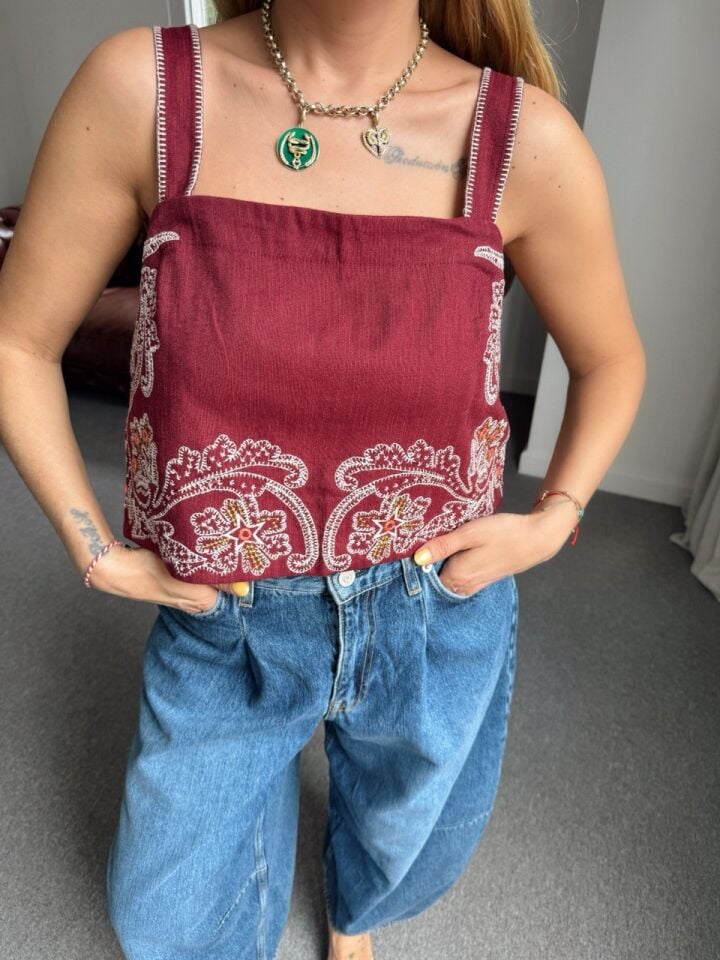 BORDO İŞLEMELİ İTHAL TOP