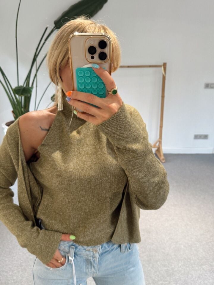 YEŞİL BODY DETAYLI HIRKA