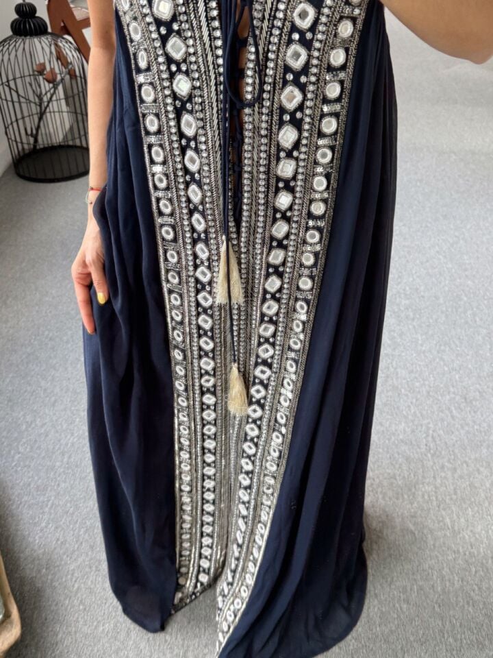 LACİVERT TAŞ İŞLEMELİ İTHAL ELBİSE