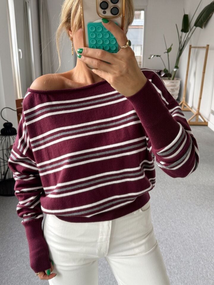 BORDO ÇİZGİLİ OMUZ DETAYLI TRİKO