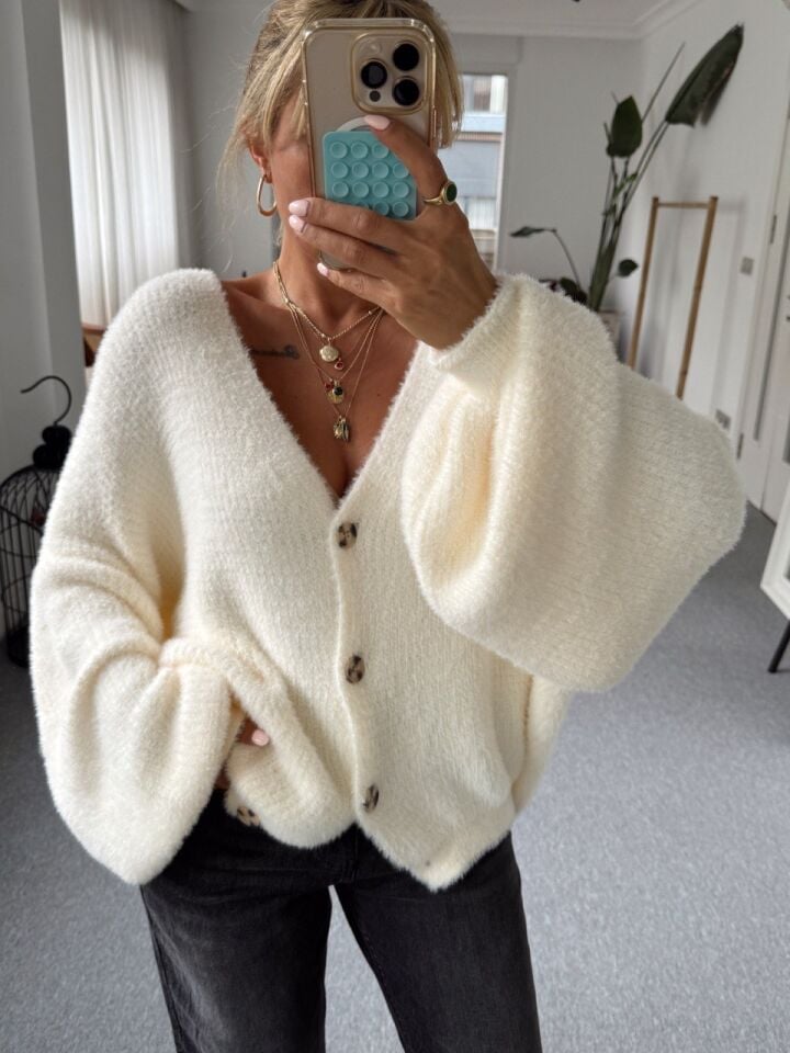 EKRU YUMUŞAK DOKULU V YAKA HIRKA