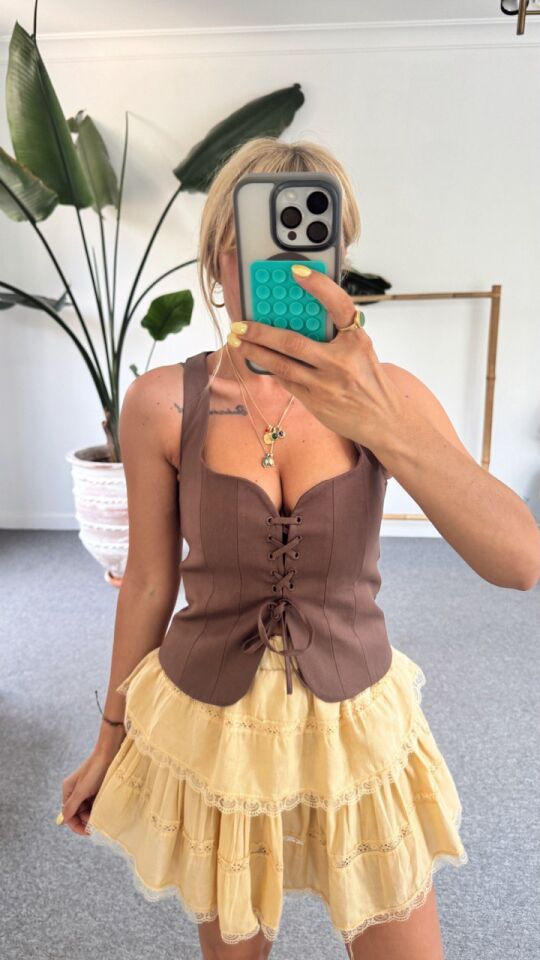 KAHVERENGİ BAĞCIKLI FERMUARLI KORSE