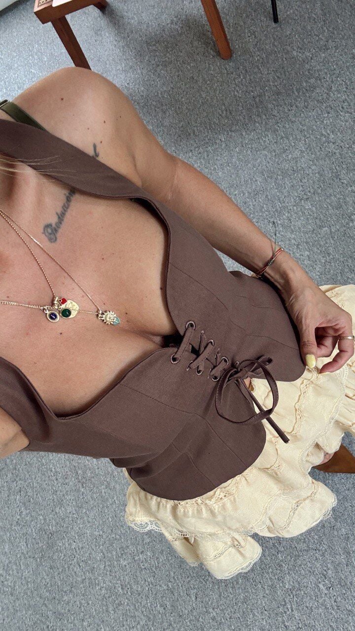 KAHVERENGİ BAĞCIKLI FERMUARLI KORSE