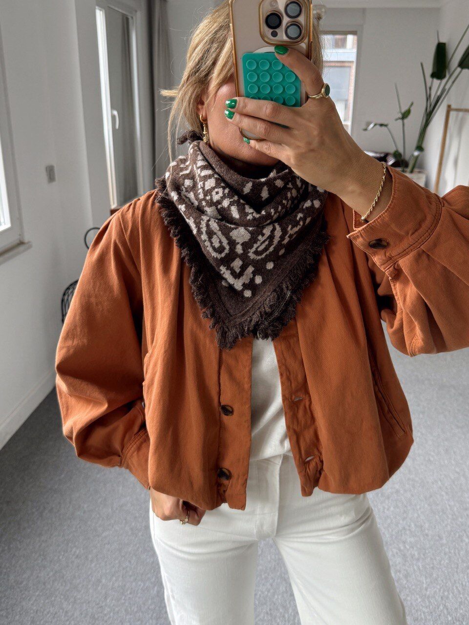 KAHVE-BEJ DESENLİ TRİKO ŞAL