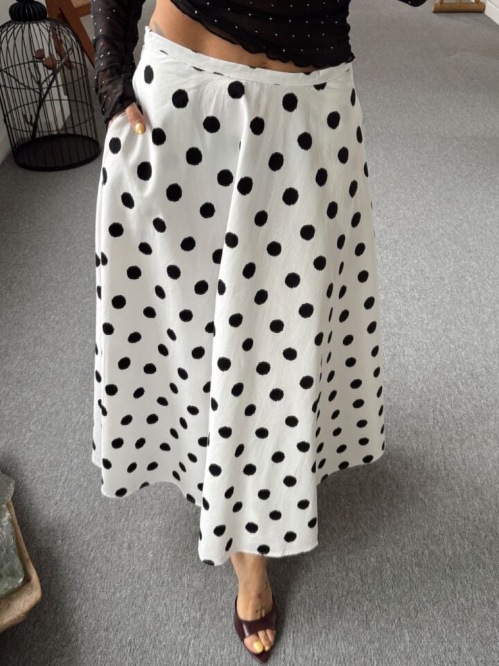 BEYAZ PUANTİYE DESEN PAMUKLU ETEK