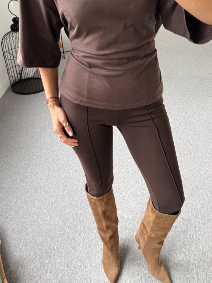 KAHVERENGİ FÜZO TAYT