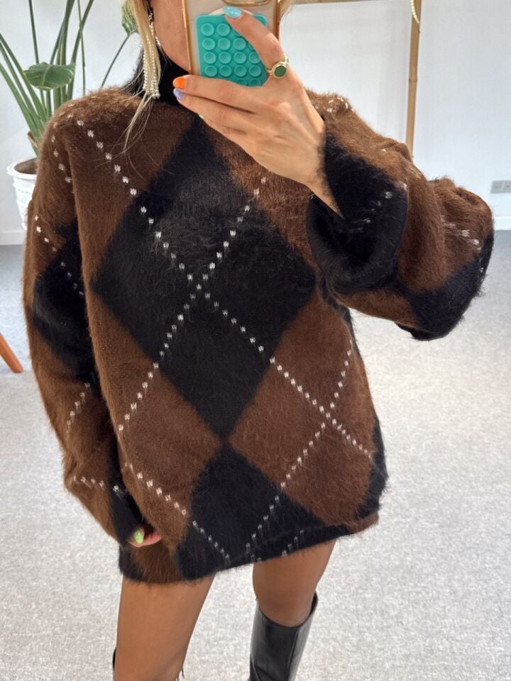 SİYAH - KAHVE BAKLAVA DESEN TRİKO TAKIM