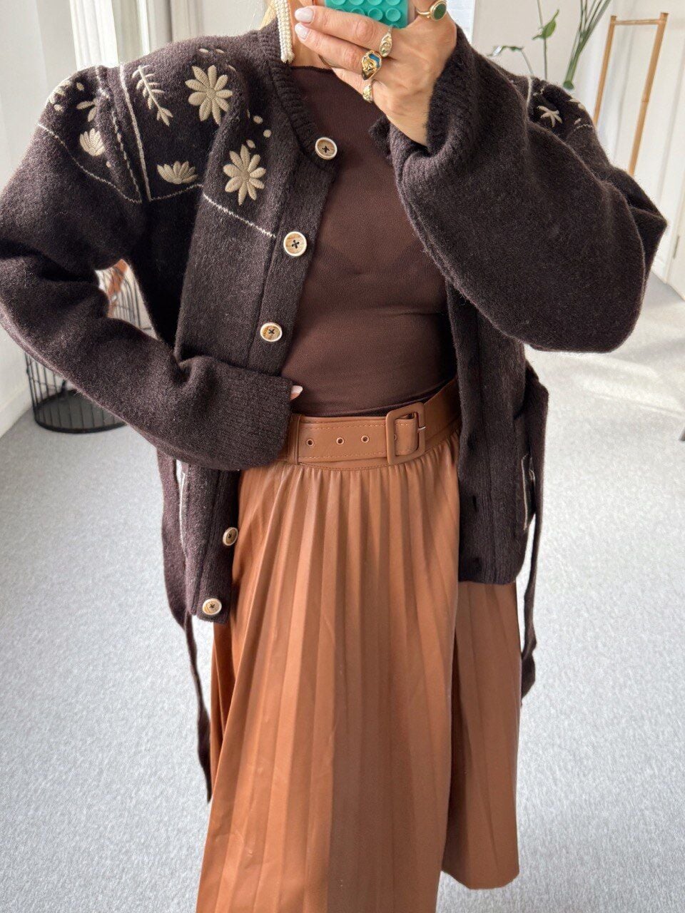 TABA KEMER DETAYLI DERİ PİLİSELİ İTHAL ETEK